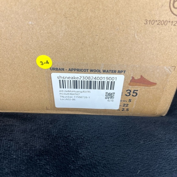 allbirds Wool Runner Up Mizzle Plus - Picture 11 of 12